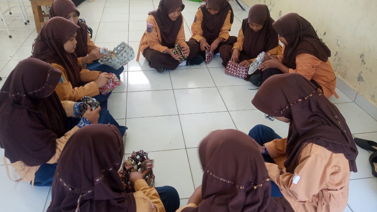 3R ( Reduce, Reuse dan Recycle) 