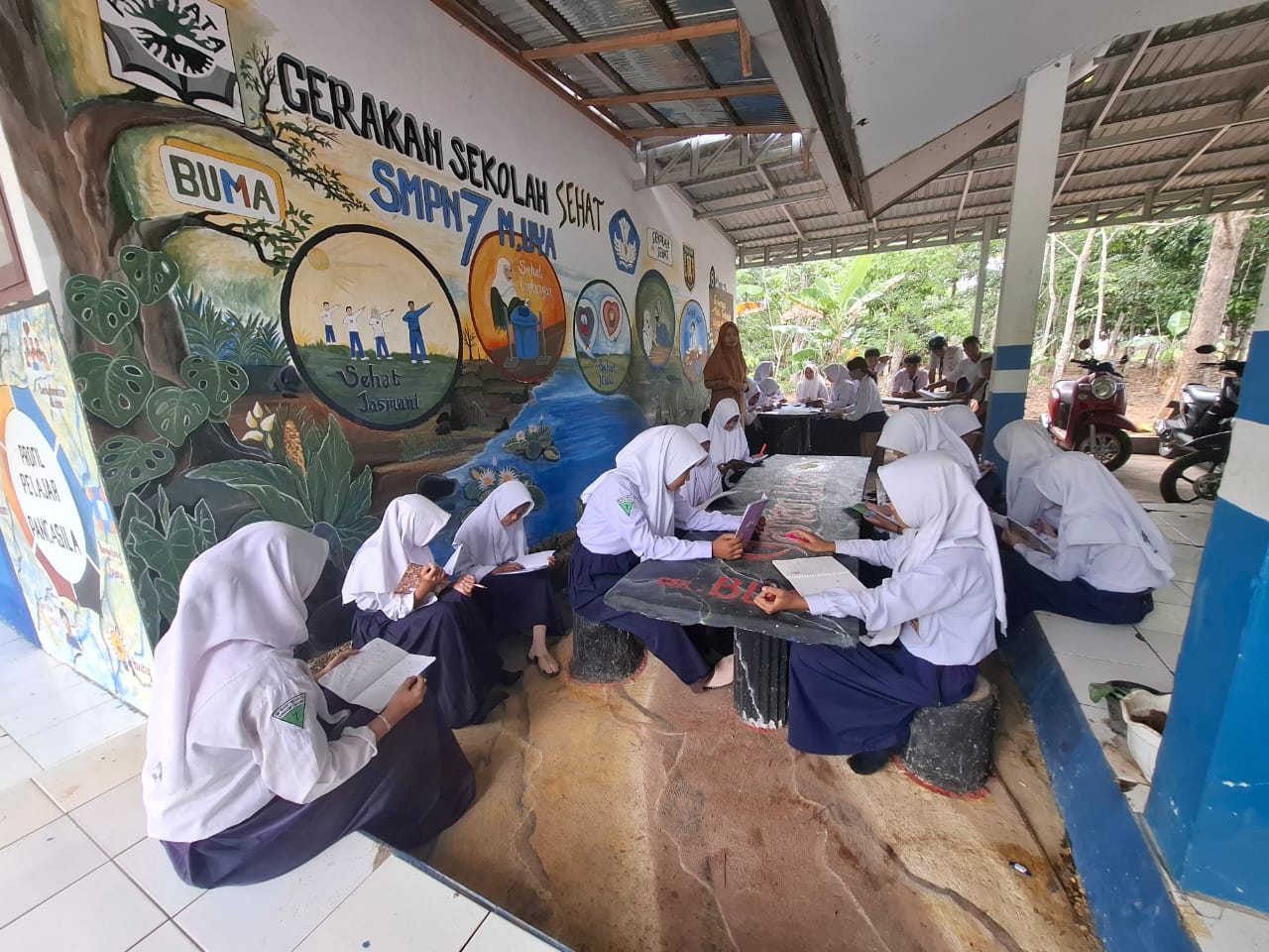 Kegiatan ektrakurikuler Puisi bulan ramadhan