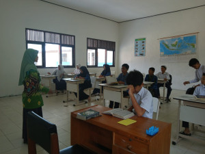 Menumbuhkan Cinta Al-Qur'an Sejak Dini, SMPN 9 Muara Uya Gelar Kegiatan BTQ Secara Rutin