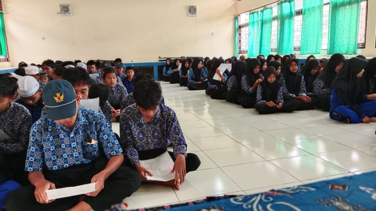 Kegiatan PEKA di SMPN 1 Upau