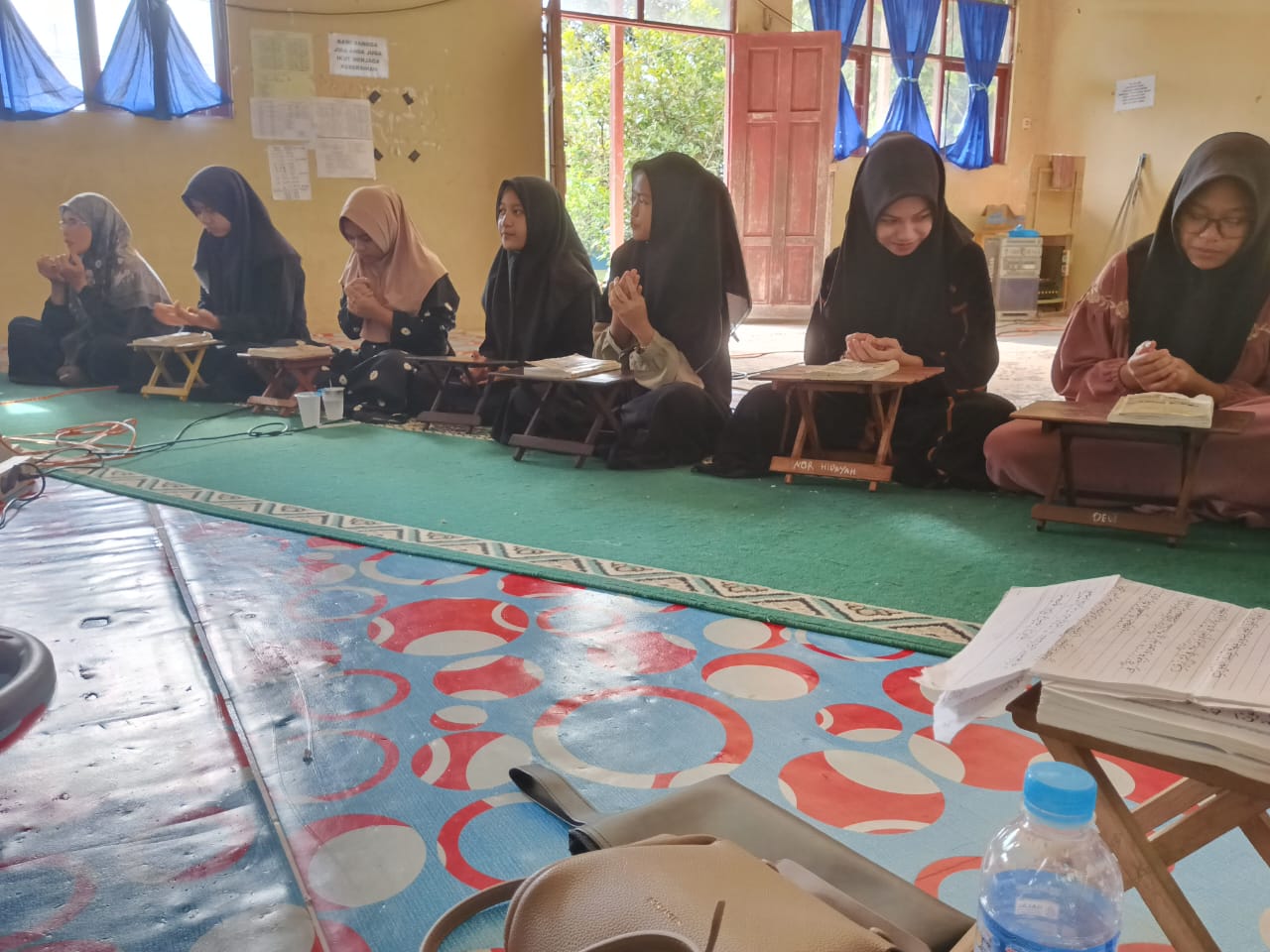 Kegiatan Keagamaan Di SMP NEGERI 1 PUGAAN
