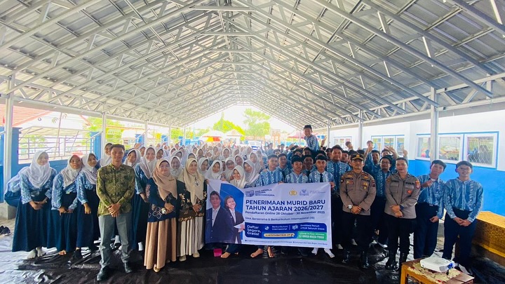 Polres Tabalong Gelar Sosialisasi Penerimaan Peserta Didik Baru SMA Taruna Kemala Bhayangkara di SMPN 2 Tanjung.