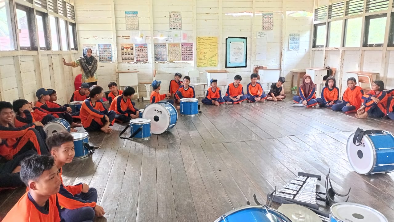 Kegiatan Drumband SMPN 4 Haruai