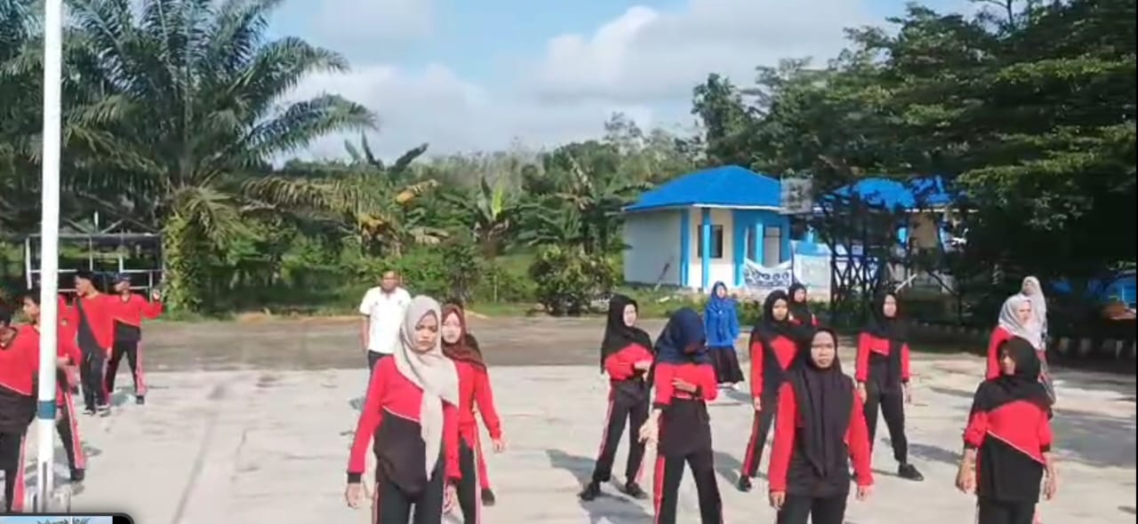 Senam Anak Indonesia Hebat SMPN 5 Tanjung