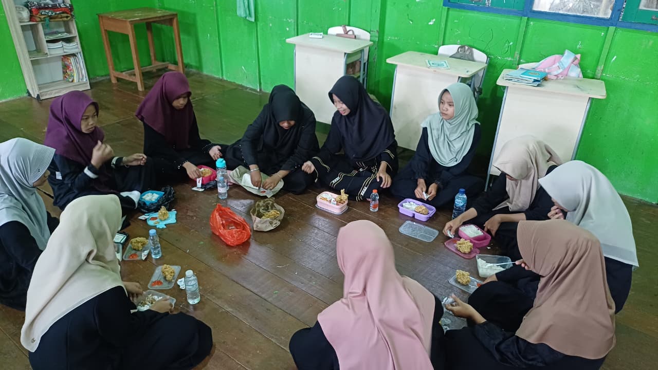  Makan Bergizi Bersama